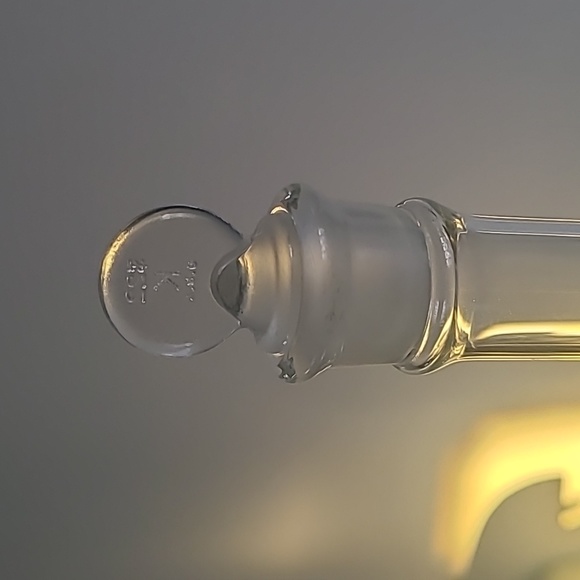 Huge vintage glass 1000ml science beaker with lid - Picture 4 of 11